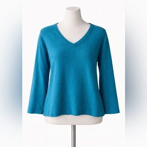in Cashmere Turquoise Blue V-Neck Sweater Size LG